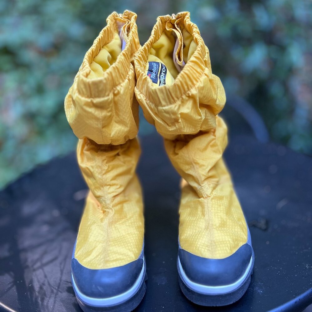 Stella McCartney for Adidas, Snowboots , never worn